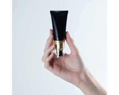 Bisnaga Preta Tube Pump Dourada 30ml